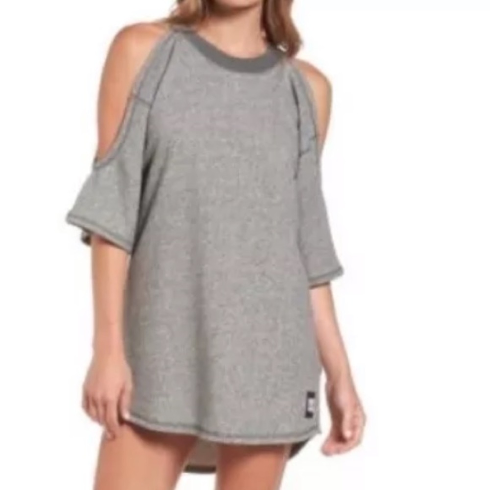 NWT IVY PARK SWEATSHIRT DRESS